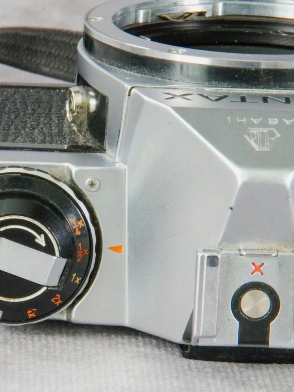 Pentax ME 35mm Film SLR Camera - Parts/Repair or Maybe Use